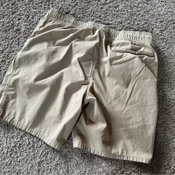 Men Urban Pipeline Shorts Lightweight Elastic Waist Men Size 38 EUC - Picture 2 of 4